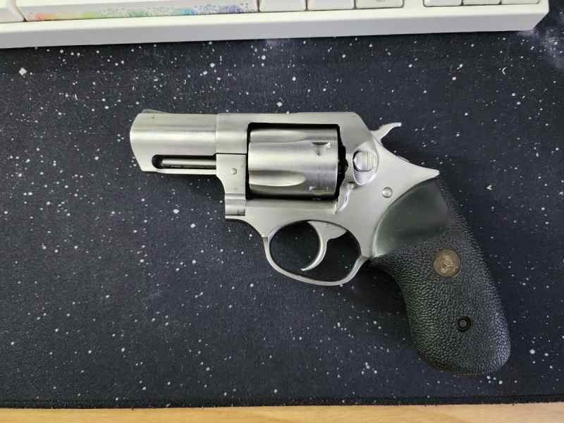 Ruger Sp101 .357 2.25 in