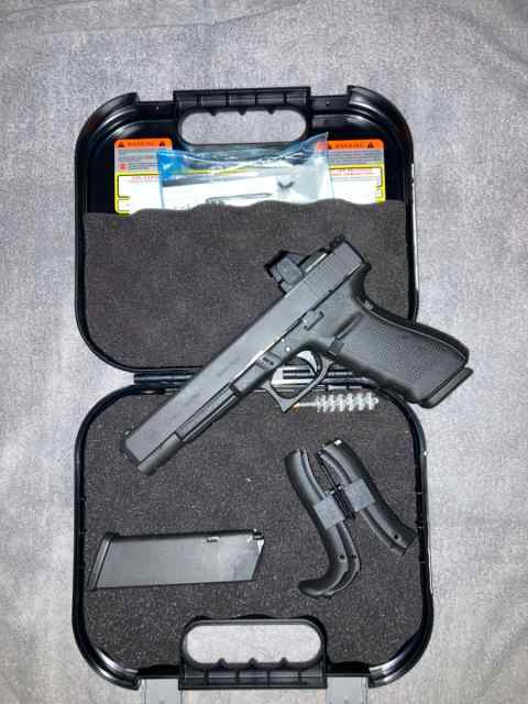 Glock 40 (10mm) with Holosun 507C optic