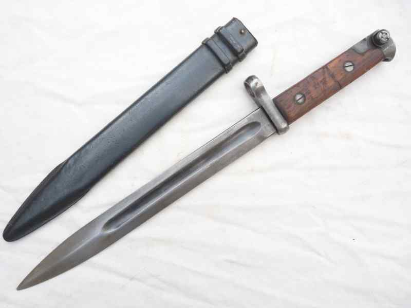 russian-svt-40-bayonet-and-scabbard-sold-643-p.jpg