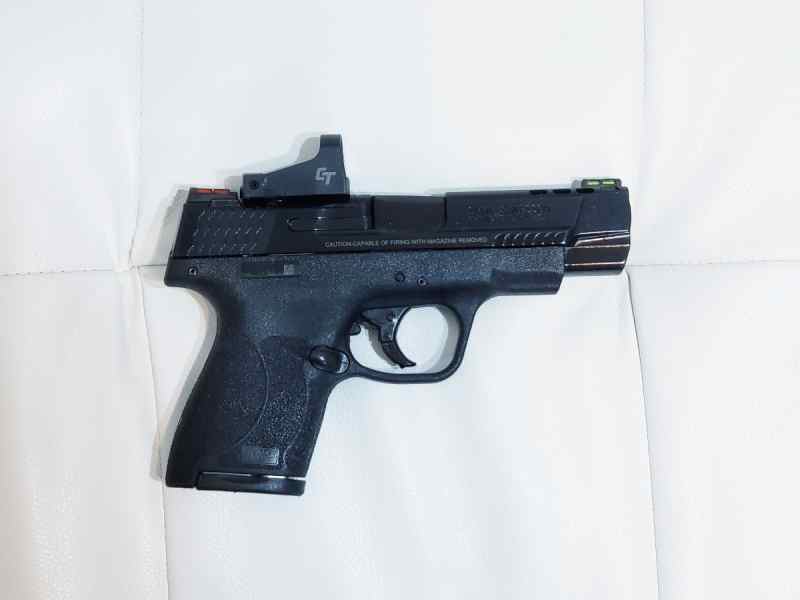 P.C. M&P 40 2.jpg