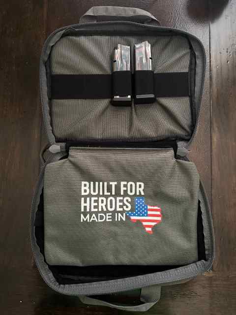 Staccato C2 Bag &amp; 2 Chrome 16 Round 9mm Magazines 
