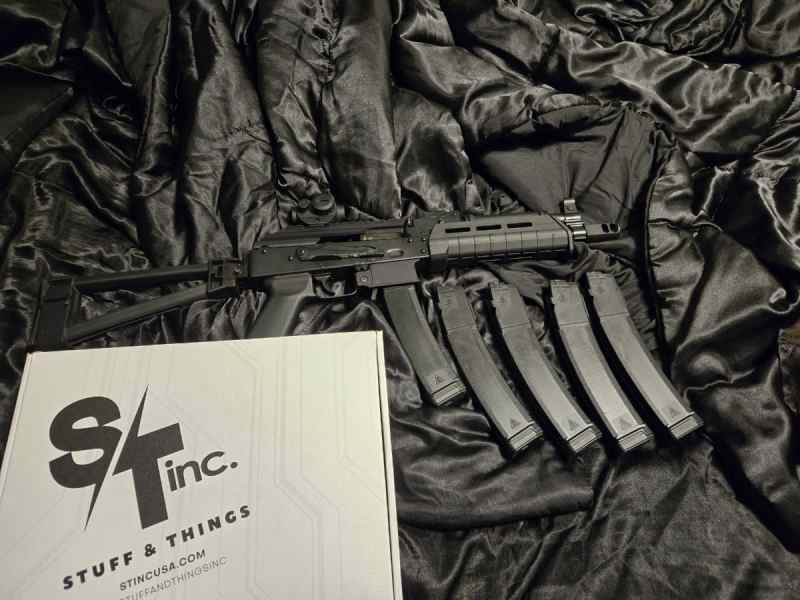 Akv plus 5 mags plus bizon kit 