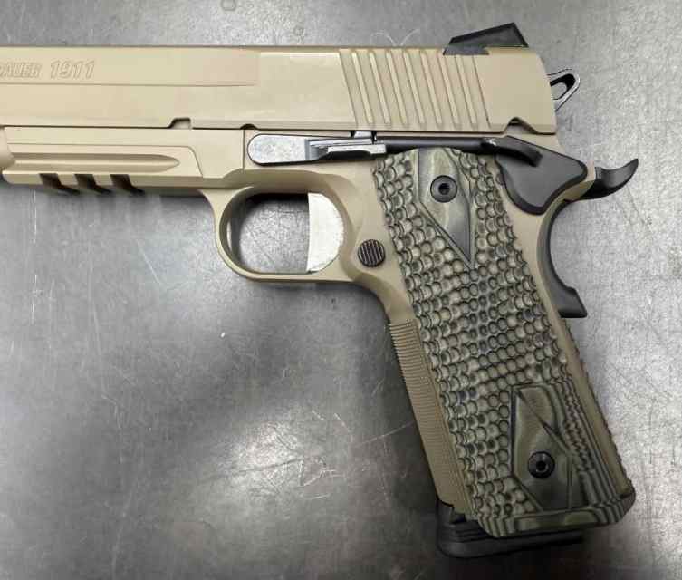 Glock 19 with factory 509t  cut