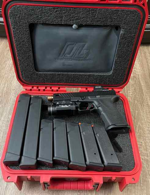 Zev OZ9 Elite full size w/Holosun 507 Green Dot