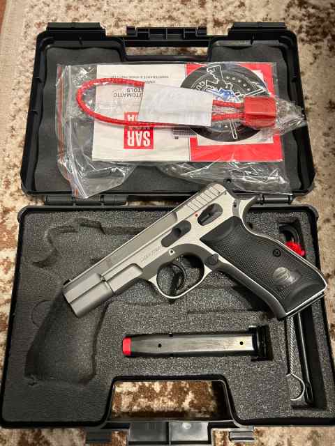 Sar USA 2000 9mm