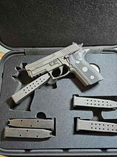 Sig Sauer P229 Legion 9mm