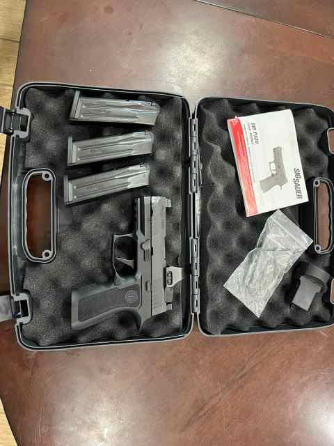 p320 xCompact w/Romeo1 pro