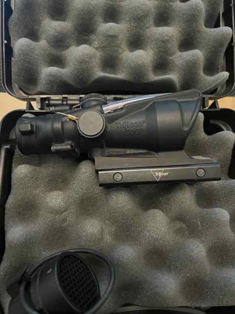 WTT Trijicon Acog 4x32