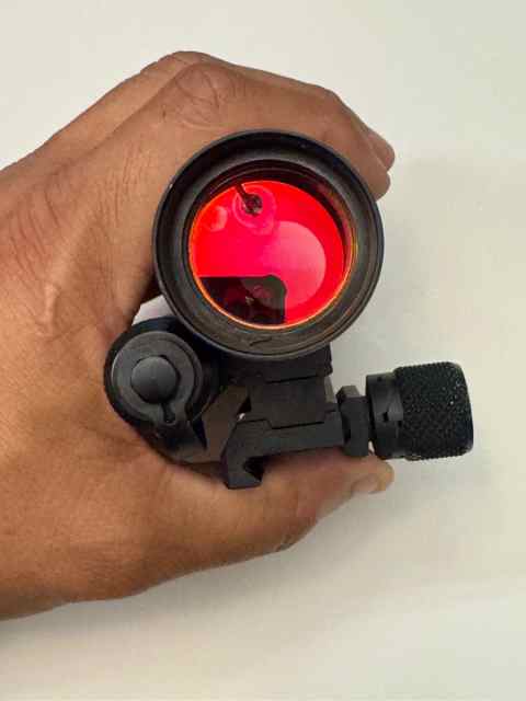Aimpoint M4s red dot