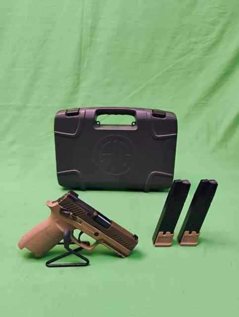 Sig Sauer P320 M18 9MM W/Original Case &amp; 2 Mags