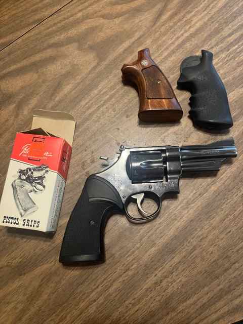 S&amp;W Model 28-2