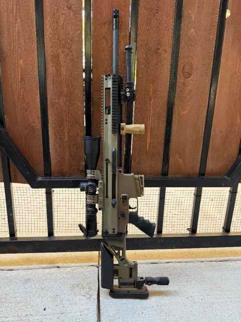 Fn Scar 20 with Upgrades 