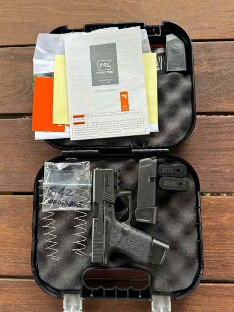 Glock 42 .380ACP w/extended mags &amp; pic rail