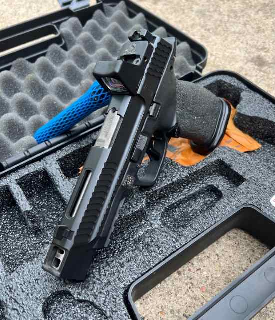 WTT/WTS M&amp;P9