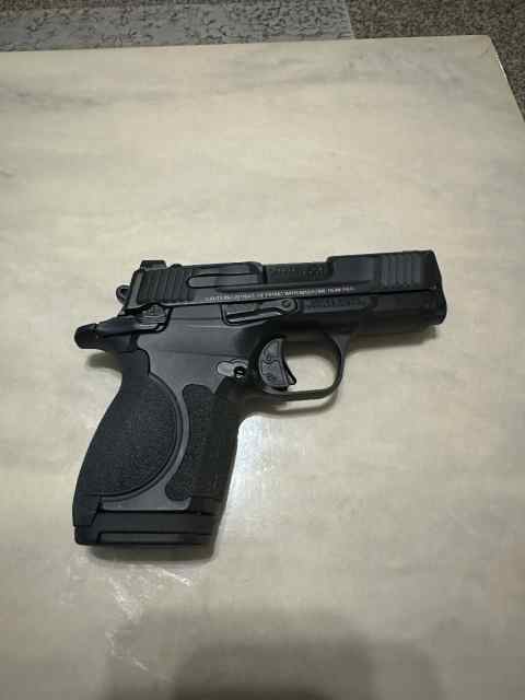 S&amp;W CSX-e 
