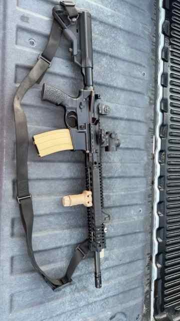 Daniel Defense DDm4v1
