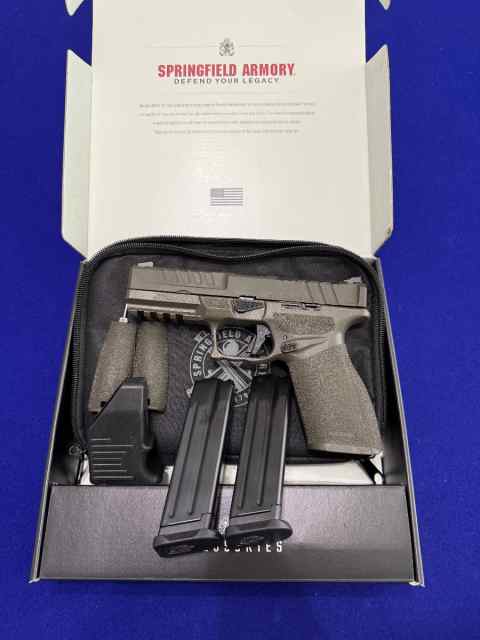 NIB. Springfield ECHELON OD GREEN. $450