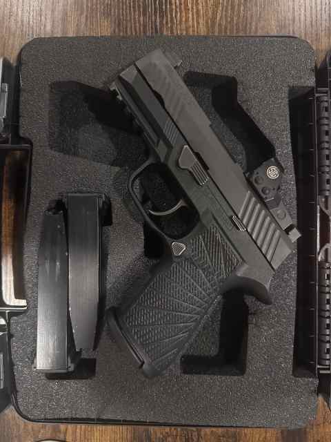 Sig Sauer P320C RX 9mm with Romeo 1 sight
