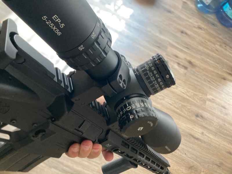 Arken EP5 5-25X56 FFP MOA