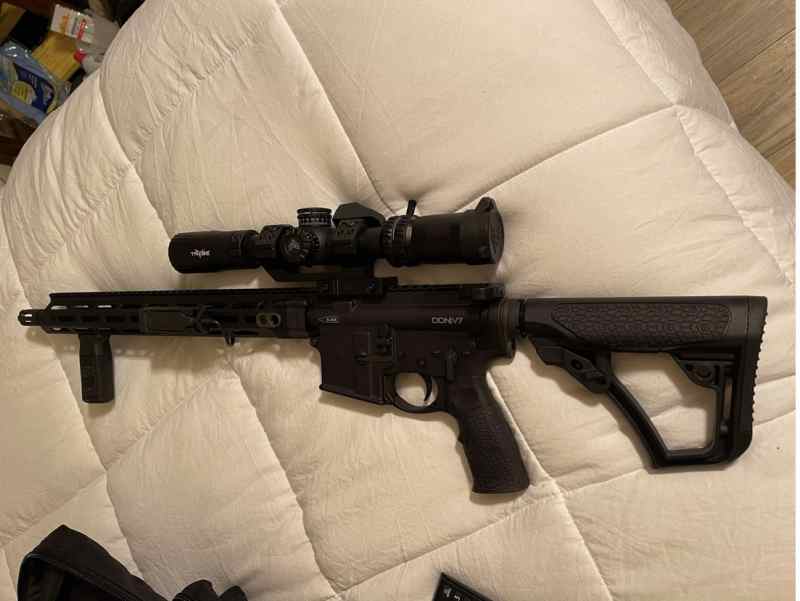 Daniel Defense DDM4V7