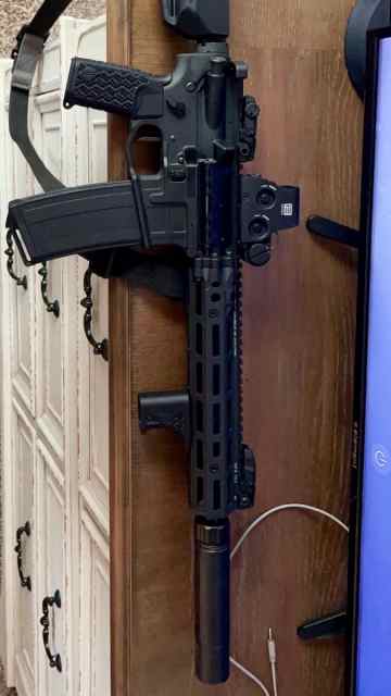 Daniel defense Riii 11.5 URG