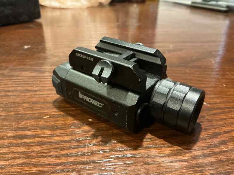 IPROTEC laser and light RM230-LSG