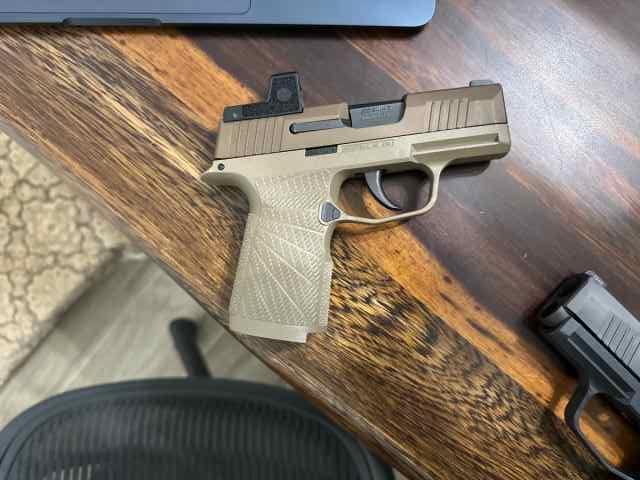 Sig P365 w/ Extras