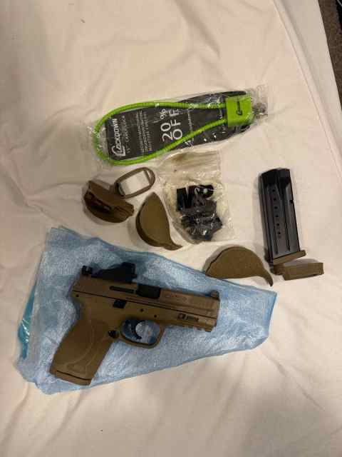 WTT S&amp;W m&amp;p 2.0 cmp