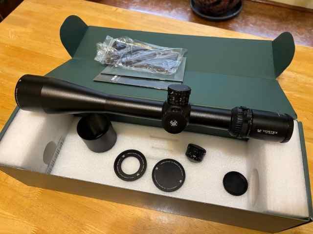VORTEX GOLDEN EAGLE 15x60-52