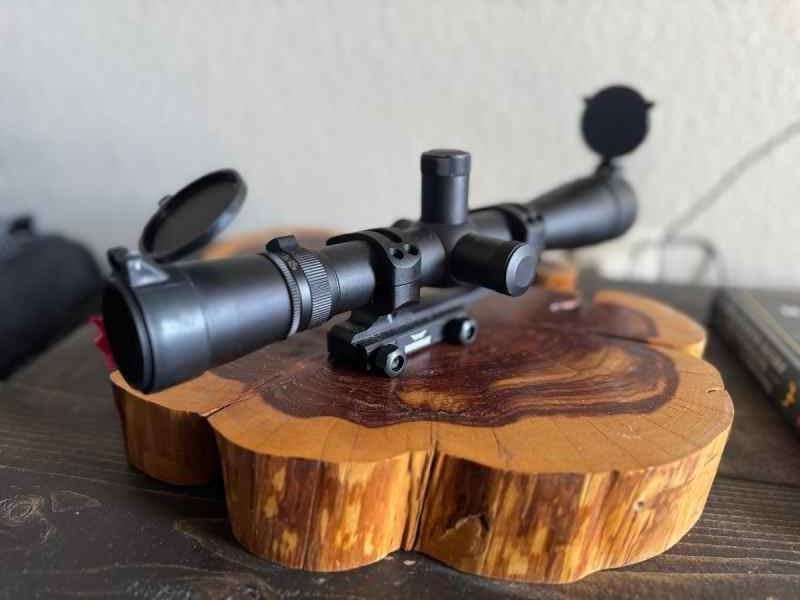 Leupold Mark 4 Mk IV 4.5-14x40 LR/T 