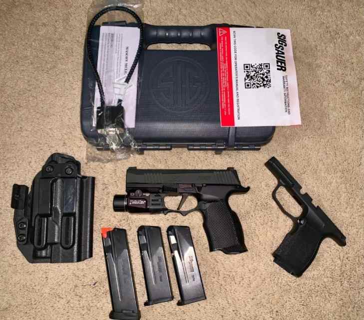 Sig P365XL 9MM 3 Mags, TLR-7 HLX, Icarus ACE Grip