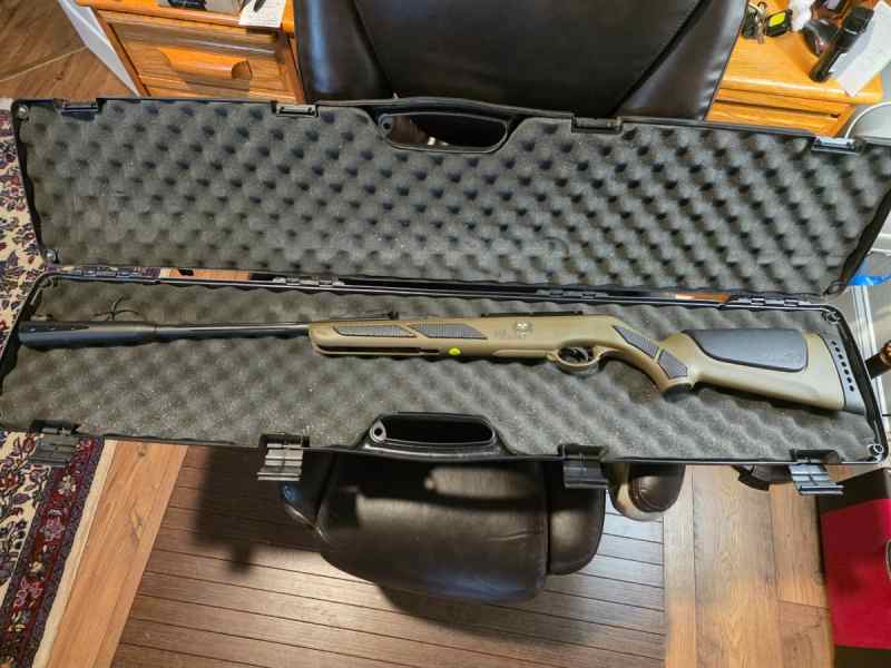 Gamo .177 Break Barrel AIr Rifle Magnum Series