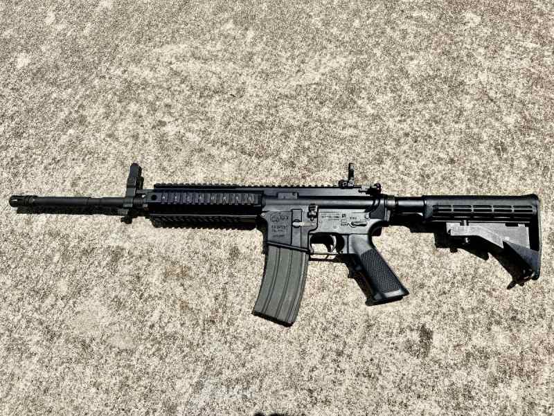 Rare COLT M4 carbine OLD COLT MONO LMT UPPER retro