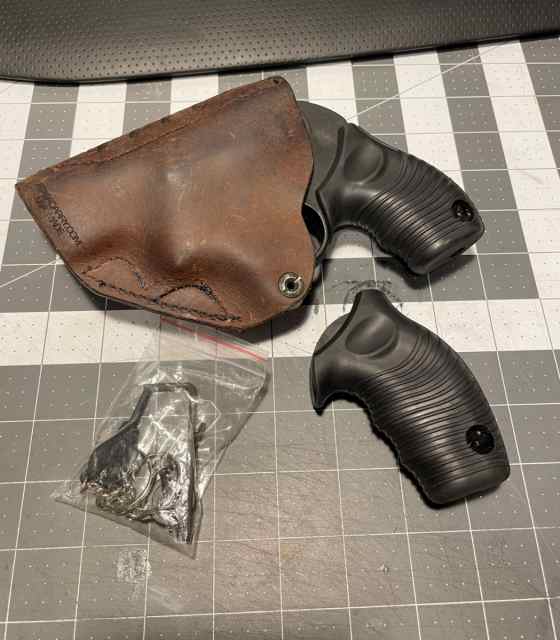 Taurus 605 Protector .357 Magnum