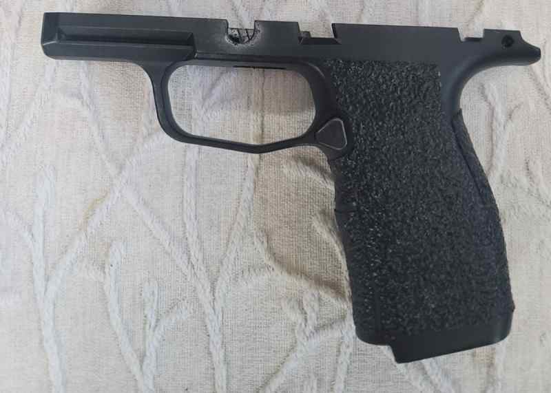 Factory 365 XL grip mod safety cut 