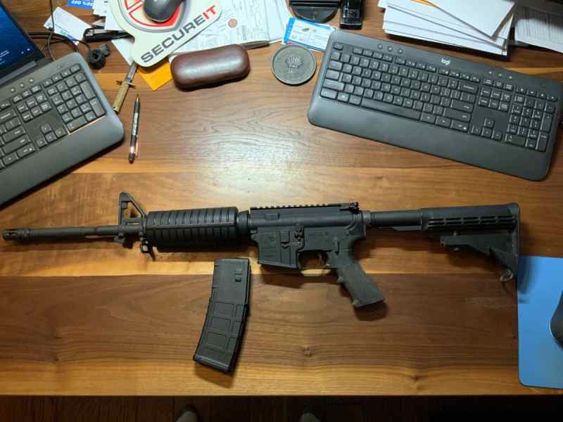 Colt M4 Carbine LE