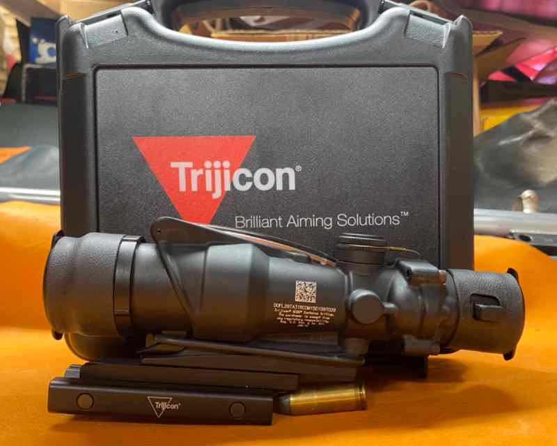 Trijicon ACOG® 4x32 Army RCO Riflescope - M4 New