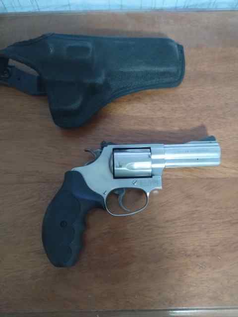 Stainless S&amp;W .38 Special CTG