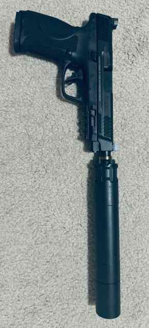 Smith &amp; Wesson M&amp;P 2.0 with suppressor brand new