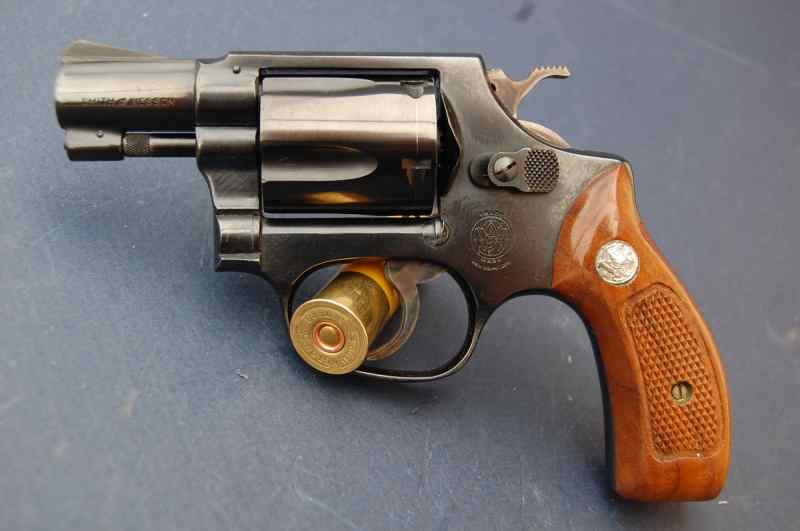 Smith &amp; Wesson Model 36