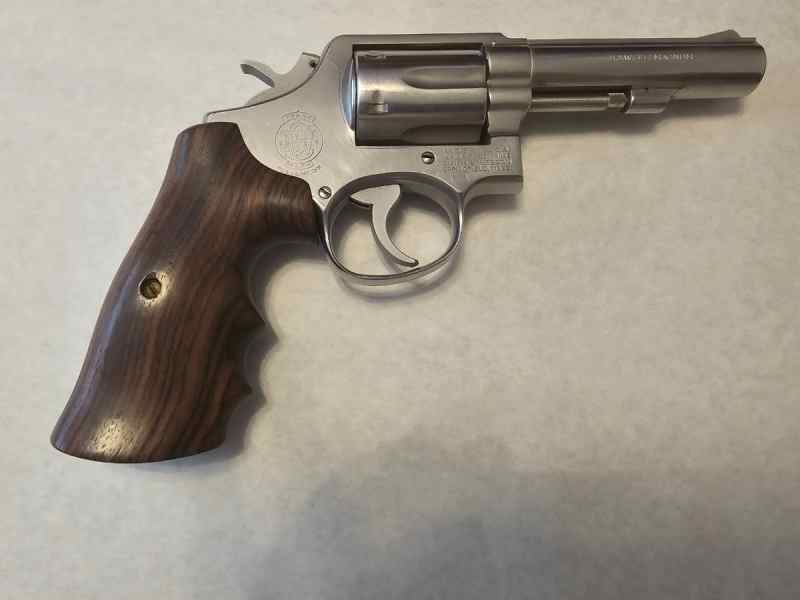 1980-81 S&amp;W Model 65-1–P&amp;R Stainless .357 Mag