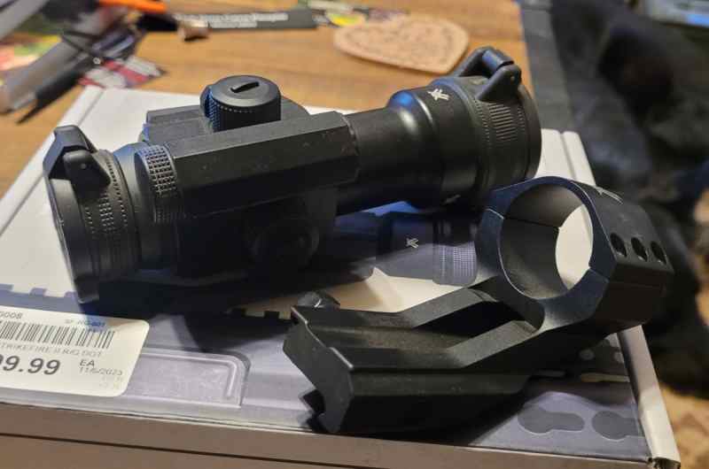 Vortex Strikefire II red dot