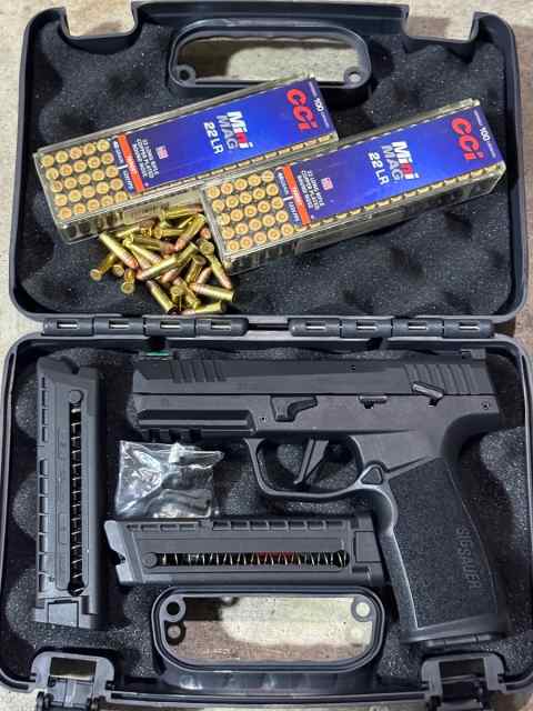 Sig P322 + ammo