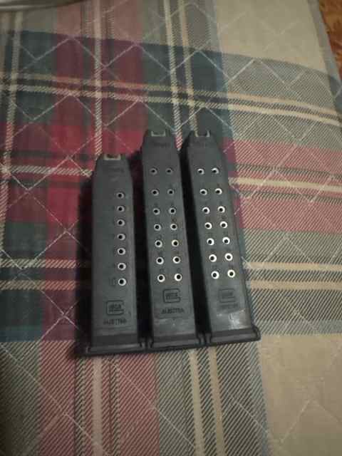 Glock magazines 19/17