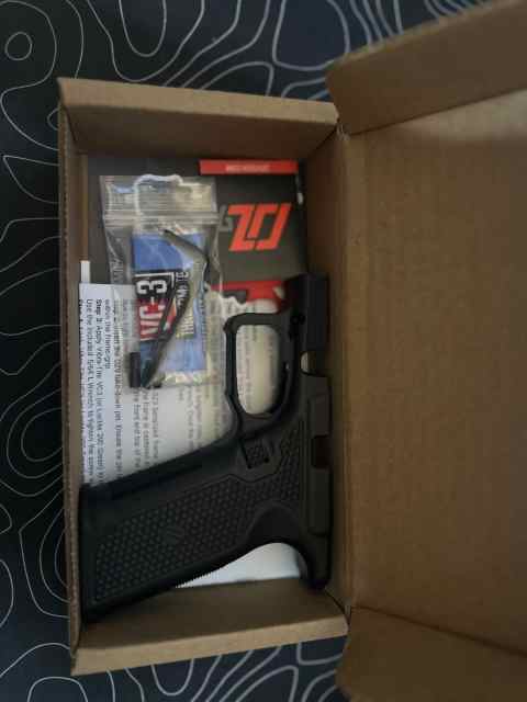 ZEV ALUMINUM X GRIP BLACK