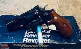 BEAUTIFUL S&amp;W LEW HORTON 29-4 COMBAT GRIPS 3&quot;