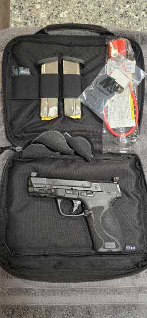 S&amp;W M2.0 10MM - never fired 