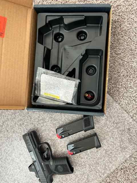 9mm FN Reflex MRD with Red Dot