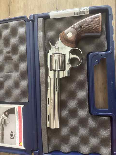 Colt Python 6”