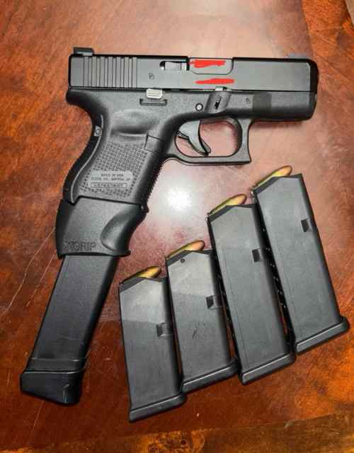 Multiple pistols 